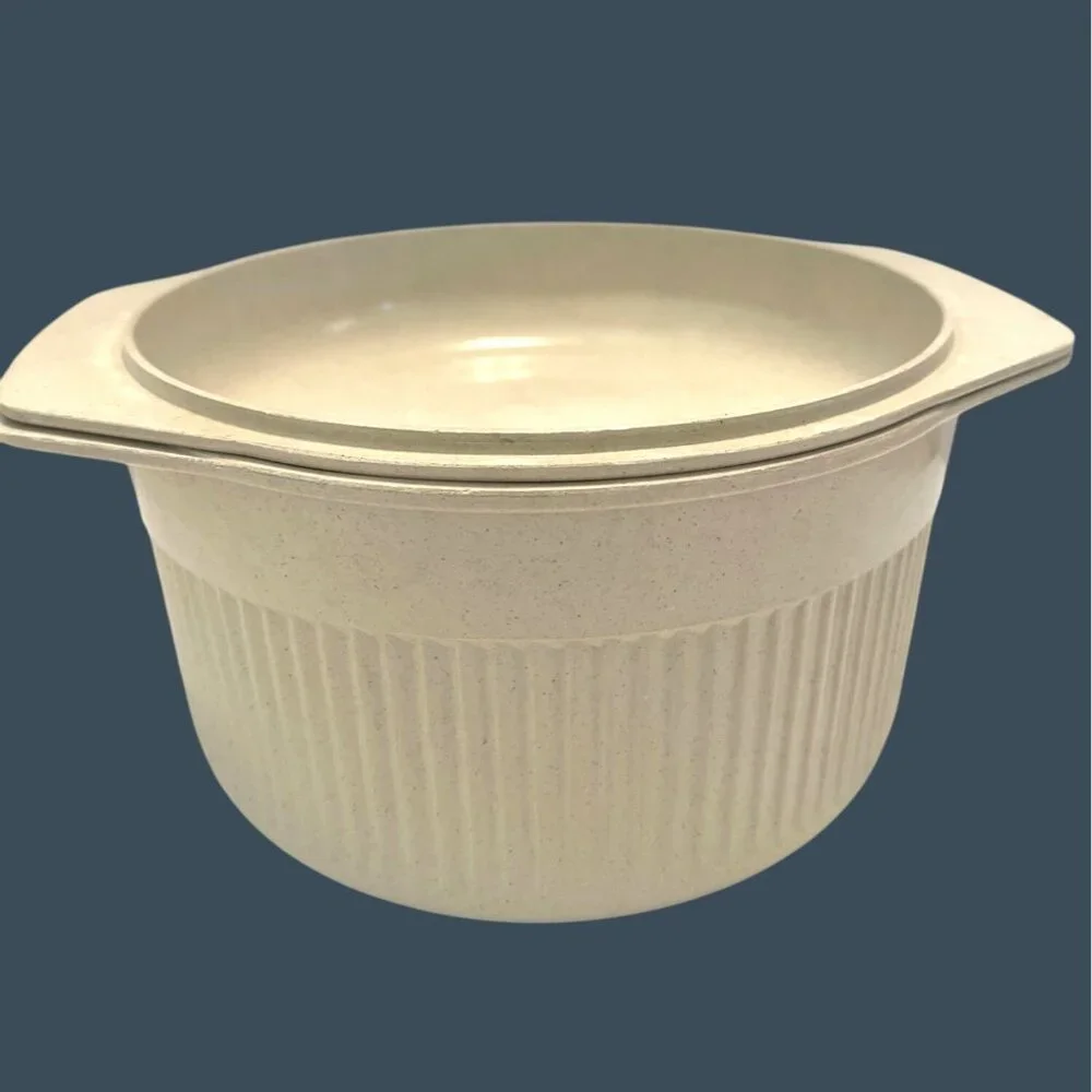 Vintage Nordic Ware 2 QT Microwave Oven Casserole Dish Cover Lid Utility Dish